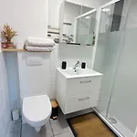 Boheme Avec Salle De Bain Privee Et Vue Jardin Campagne Bordelaise Ubytování v soukromí *