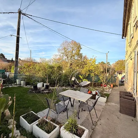Boheme Avec Salle De Bain Privee Et Vue Jardin Campagne Bordelaise